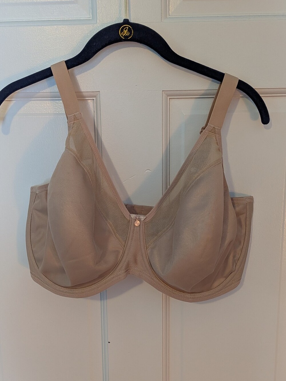 Elomi smooth molded Bra US 36J